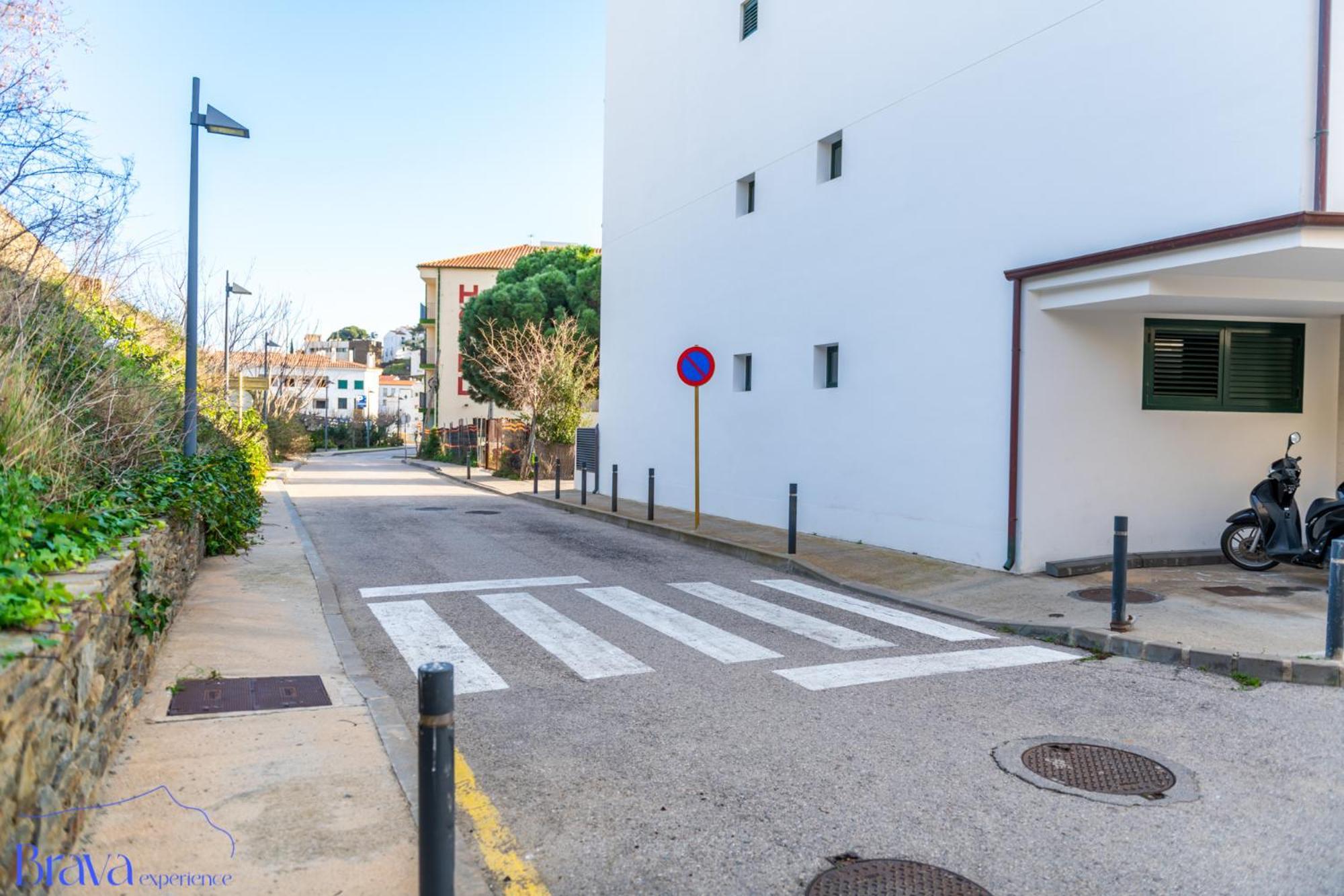 Duplex Sa Tarongeta - 5' Playa I Vistas I Terraza 20M2 I Ascensor I Equipado Apartment Cadaques Luaran gambar